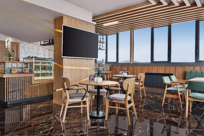 ホテル Ramada Encore By Wyndham Istanbul Avcilar