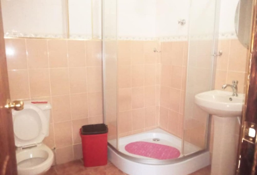 هتل Spanish Lodge