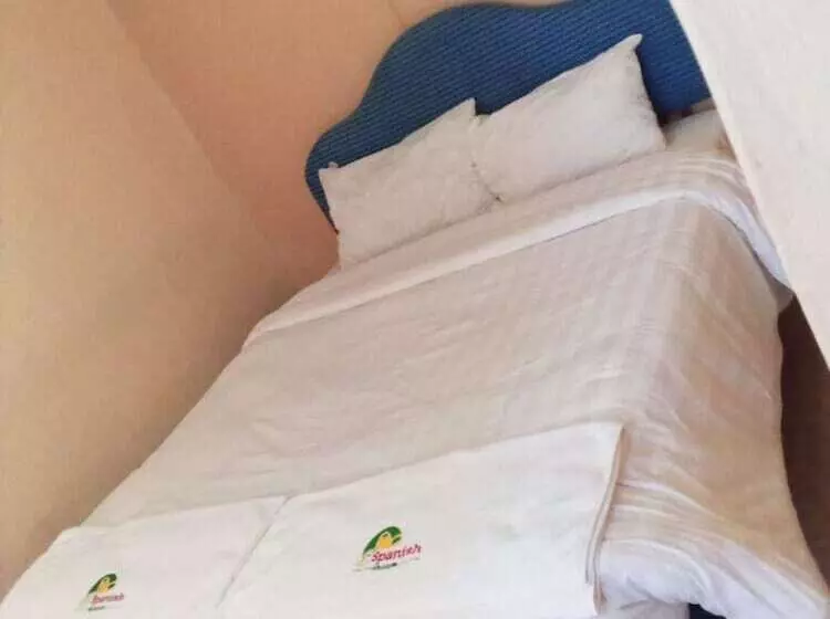 هتل Spanish Lodge