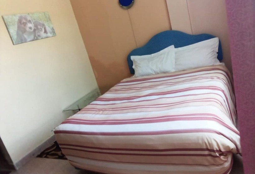 هتل Spanish Lodge