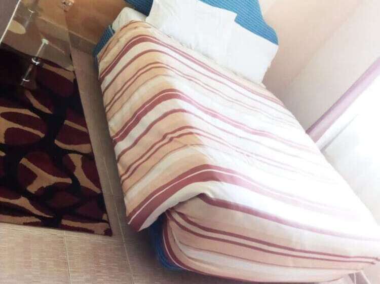 هتل Spanish Lodge