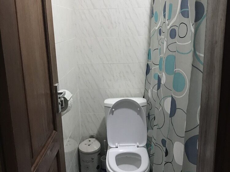 Menyinda Hotel And Restaurant