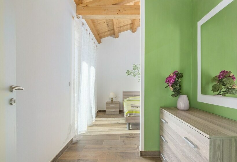 Modernly Furnished Villa With Private Pool For 6 Persons, Near Rovinj