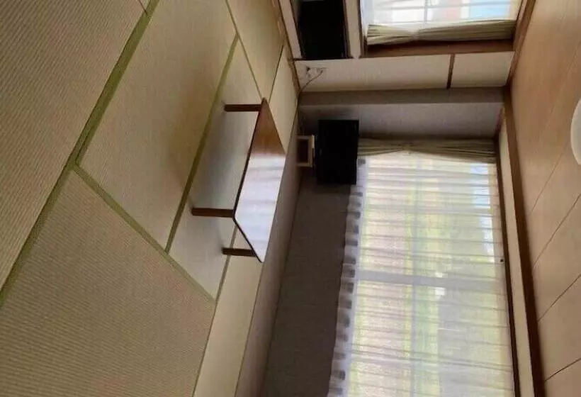 Majatalo Lodge New Katsuraya