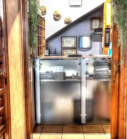 بنسيون Venta De Terreros