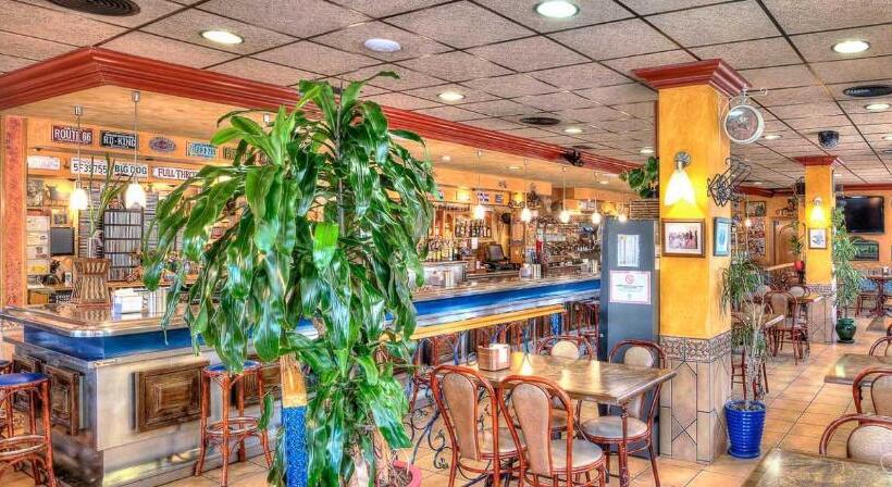 بنسيون Venta De Terreros