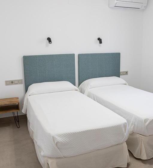 بنسيون Venta De Terreros