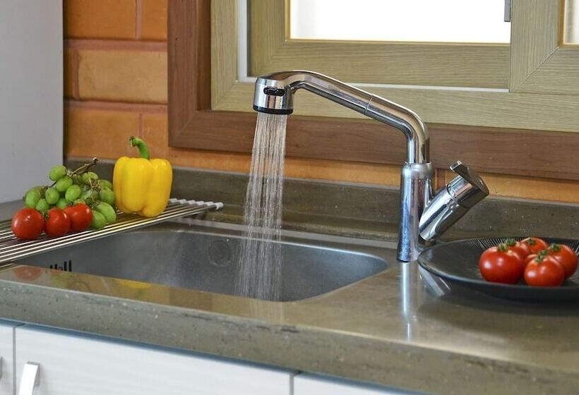 Yeosu Hwangto Pension