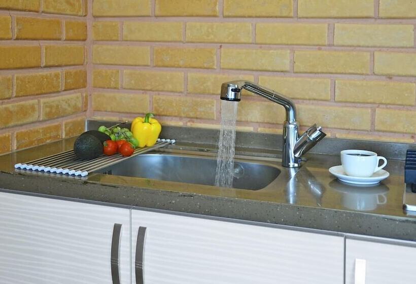 Yeosu Hwangto Pension