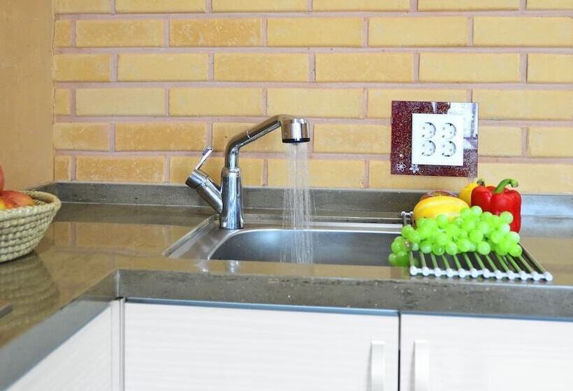 Yeosu Hwangto Pension