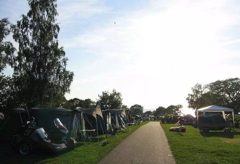 ホテル Lundegård Camping & Stugby