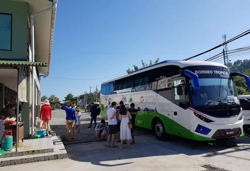 Hotelli Sutera @ Mantanani Island Resort & Spa