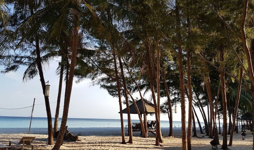 Hotel Sutera @ Mantanani Island Resort & Spa