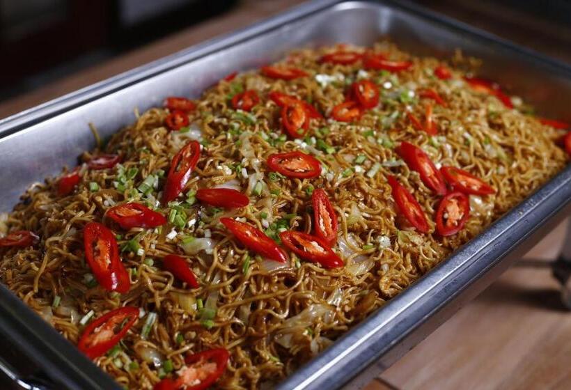 Hotel Sutera @ Mantanani Island Resort & Spa