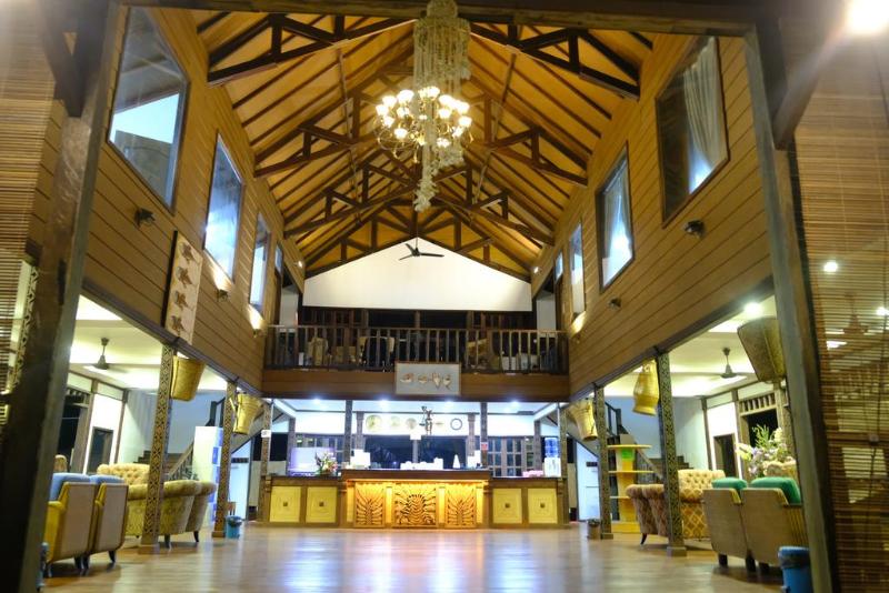 Hotel Sutera @ Mantanani Island Resort & Spa