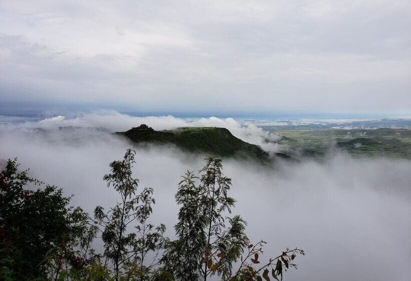 Top Twelve Hotel Lalibela