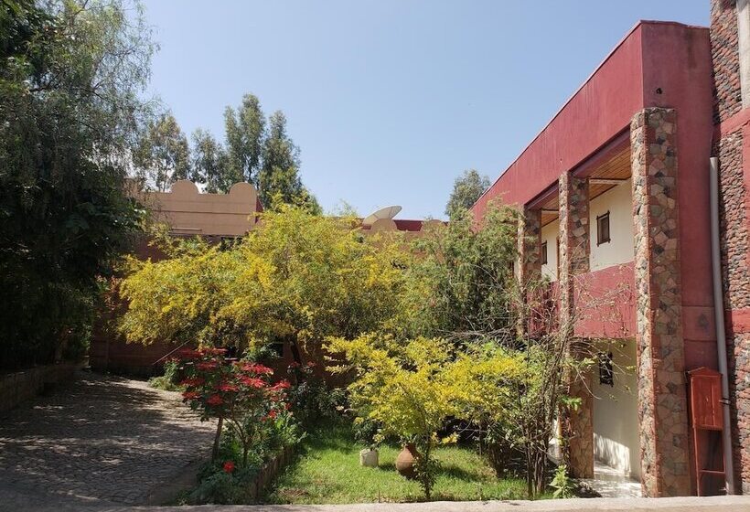 Top Twelve Hotel Lalibela