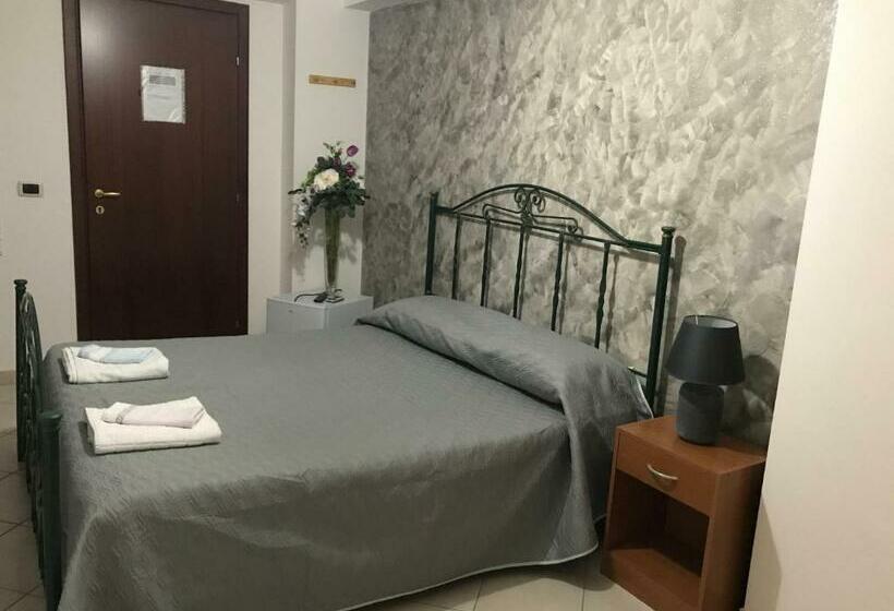 住宿加早餐  Rosy And Roby