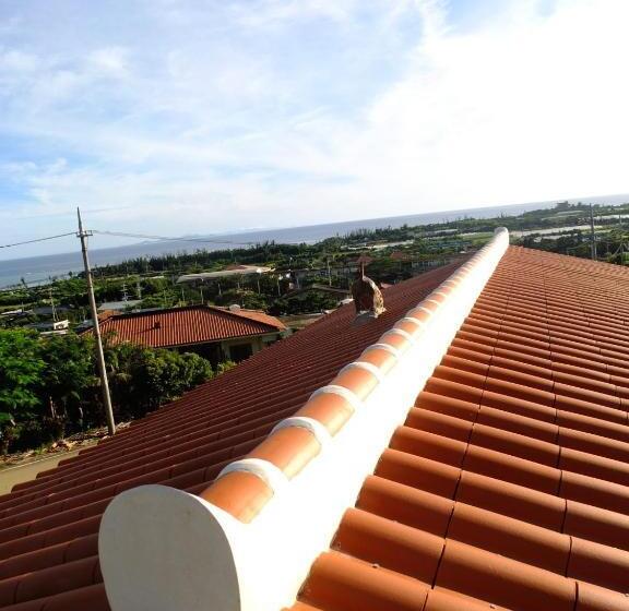 تختخواب و صبحانه Somos