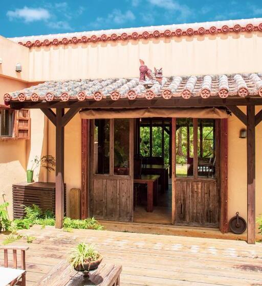 تختخواب و صبحانه Somos