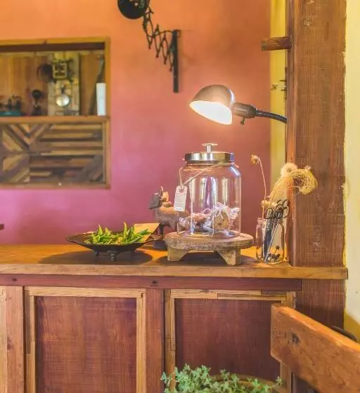 ベッドアンドブレックファースト Somos