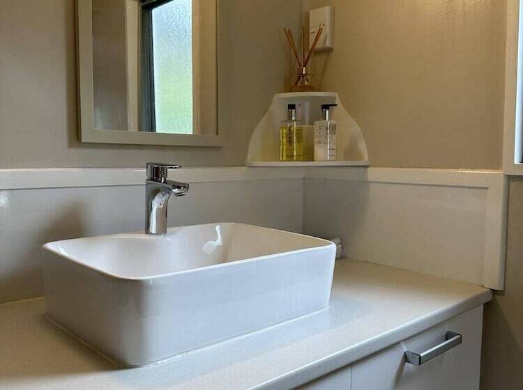 Burkes Pass Country Motels