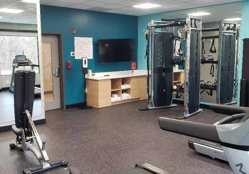 Avid Hotels   Salem, An Ihg