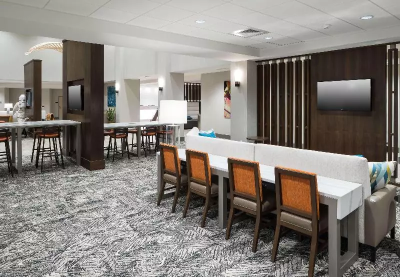 ホテル Hampton Inn & Suites Cape Canaveral Cruise Port
