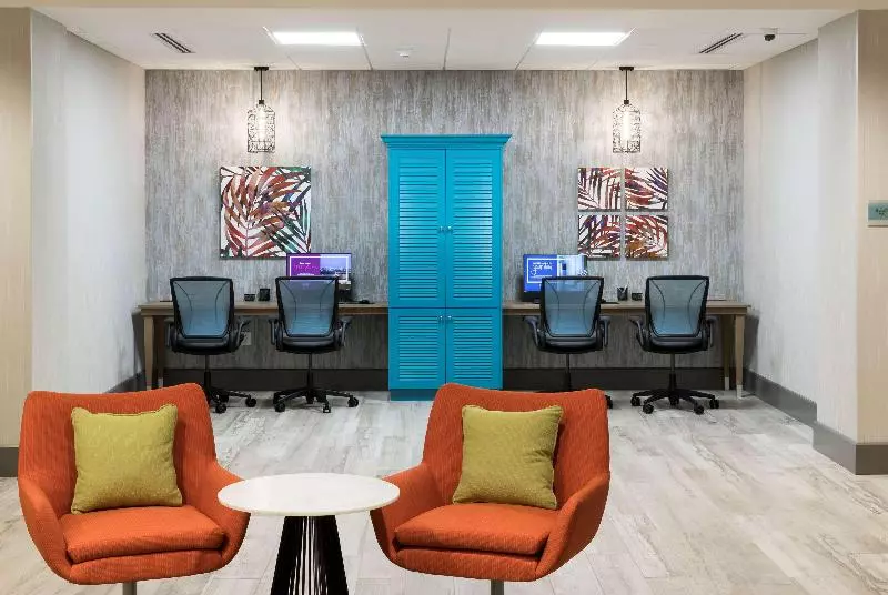 ホテル Hampton Inn & Suites Cape Canaveral Cruise Port