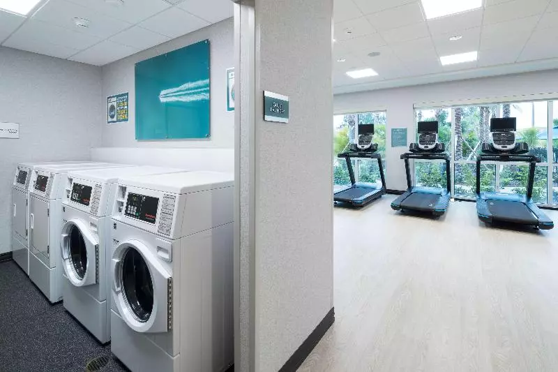 ホテル Hampton Inn & Suites Cape Canaveral Cruise Port
