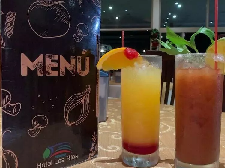 هتل Los Rios