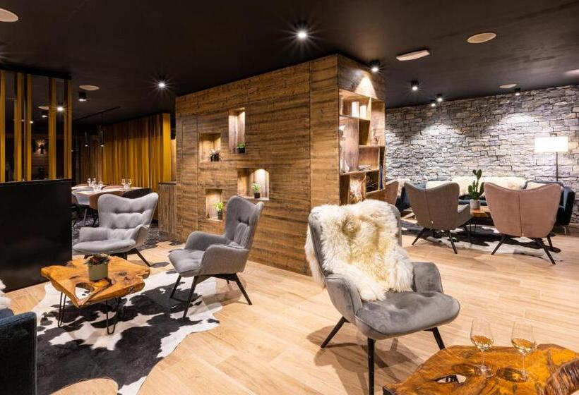 هتل Tetras Lodge By Les Etincelles