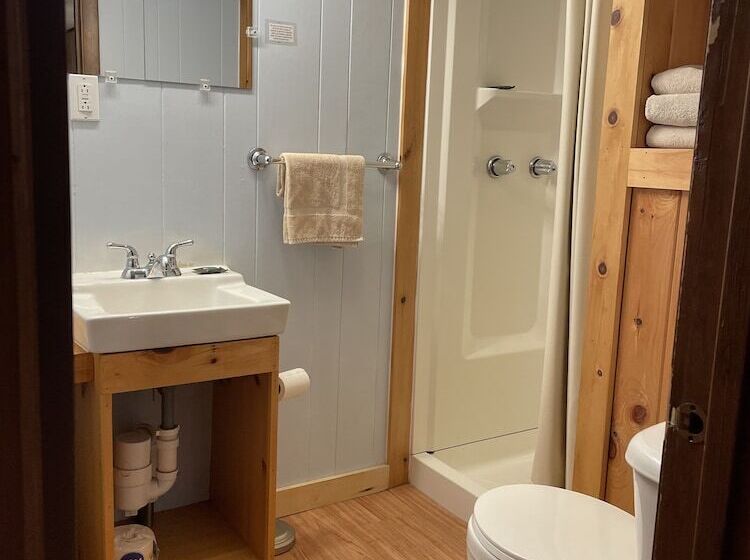 Mountain View Motel & Campground