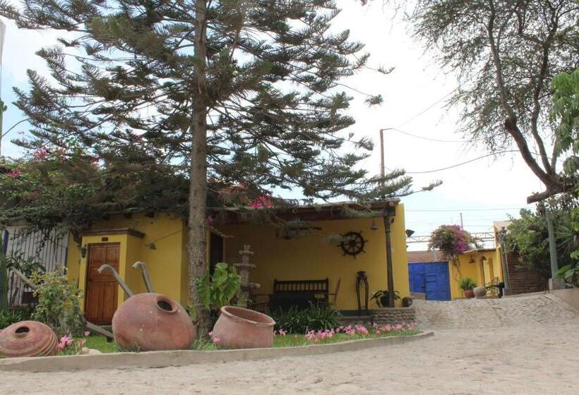 پانسیون Hostal Loma Blanca