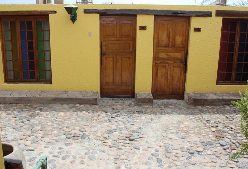 پانسیون Hostal Loma Blanca