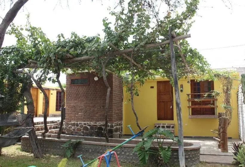 پانسیون Hostal Loma Blanca