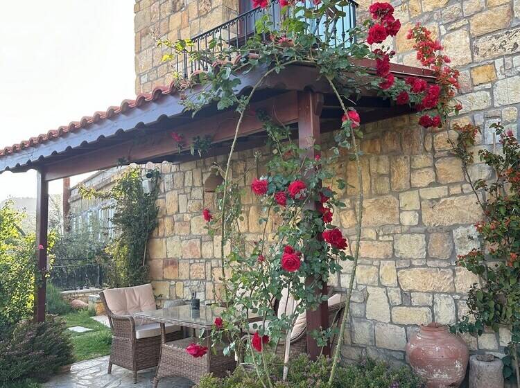 ベッドアンドブレックファースト Arıklı Han Kazdağları