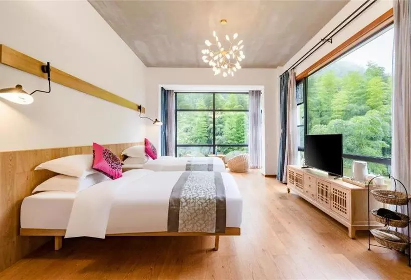 هتل Anji Creek Holiday Resort