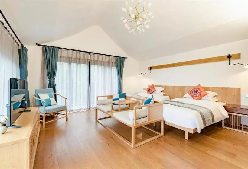 هتل Anji Creek Holiday Resort