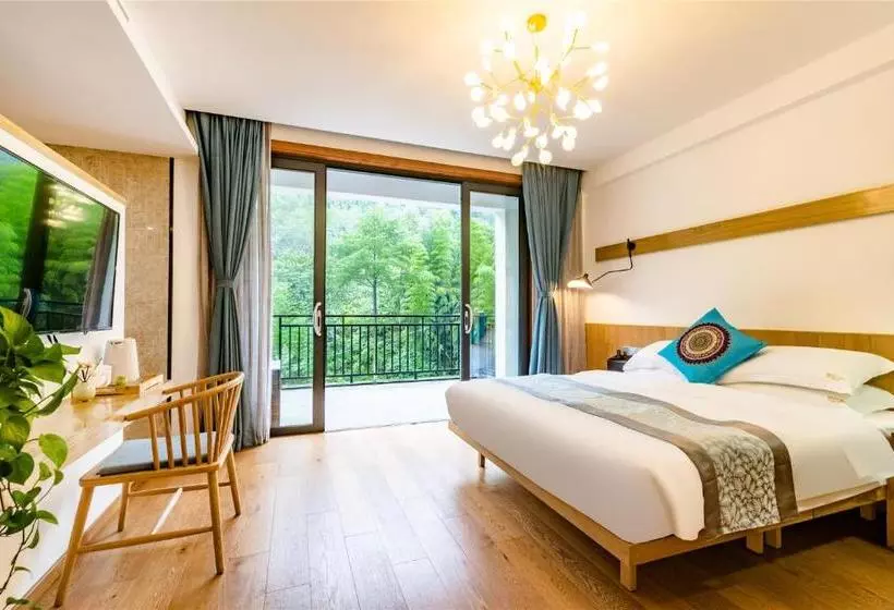 هتل Anji Creek Holiday Resort