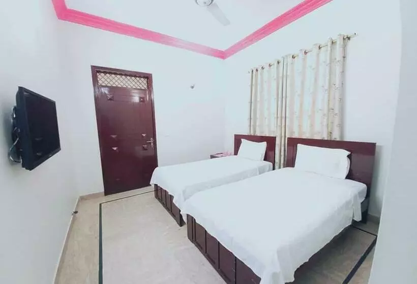 هتل Cosy Inn Guest House