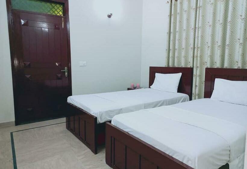 هتل Cosy Inn Guest House