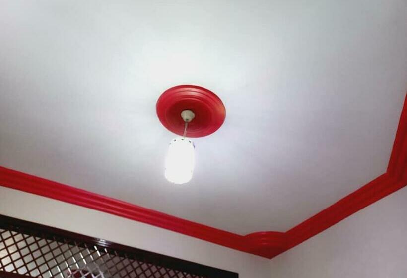 هتل Cosy Inn Guest House