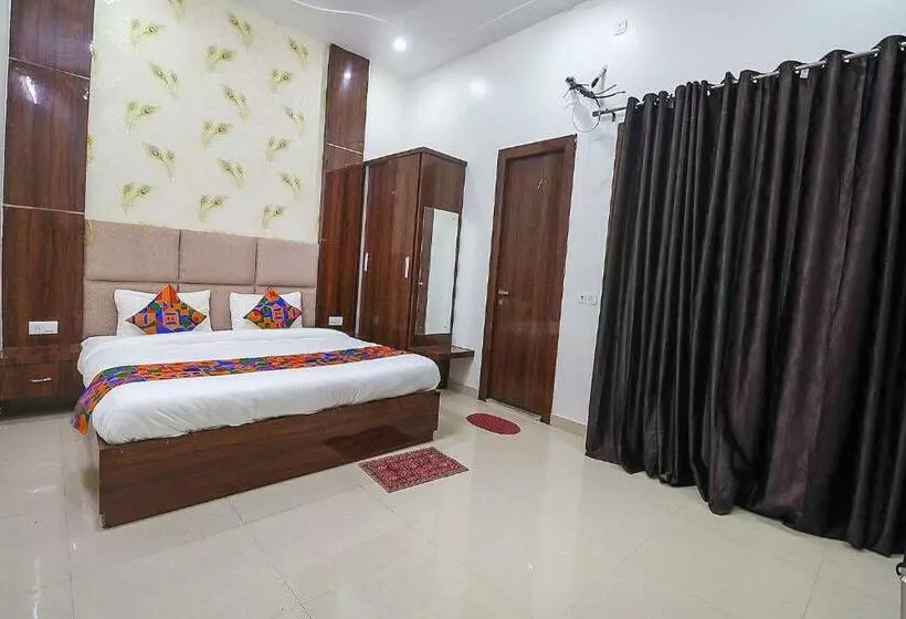 Hôtel Fab Mohan Palace