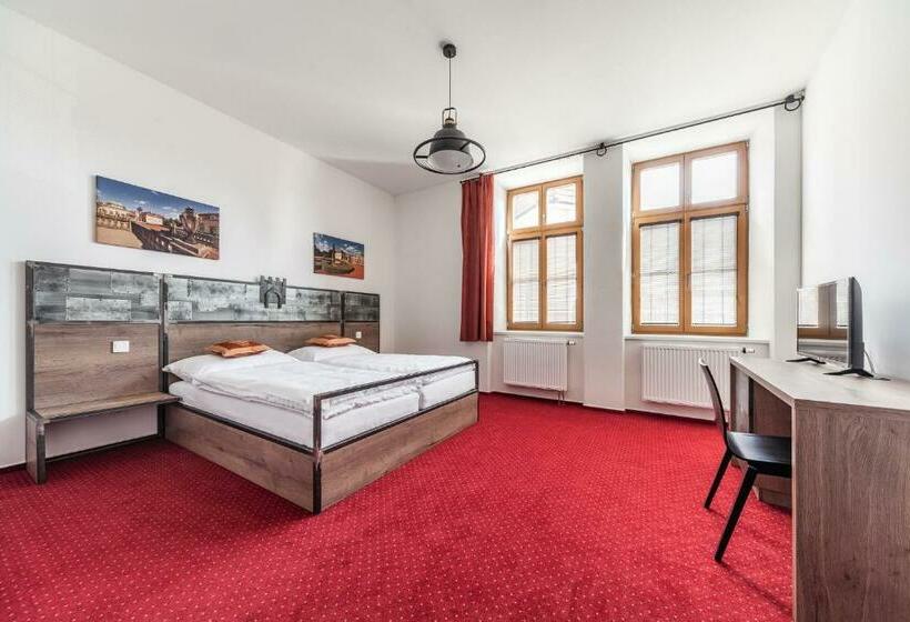 Отель Mariánský Dvůr