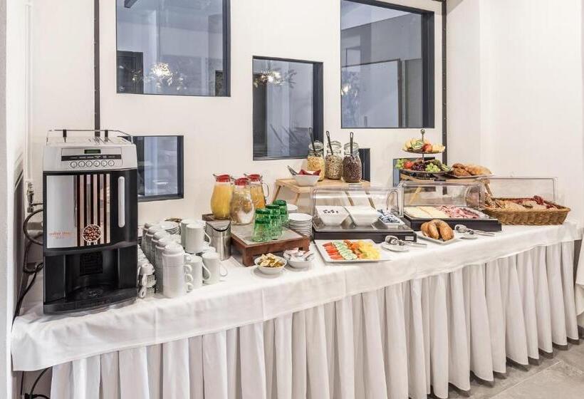 Отель Mariánský Dvůr