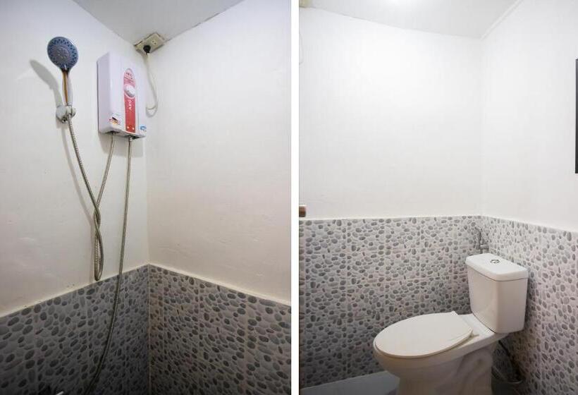 בית מלון כפרי Mye Tourist Inn