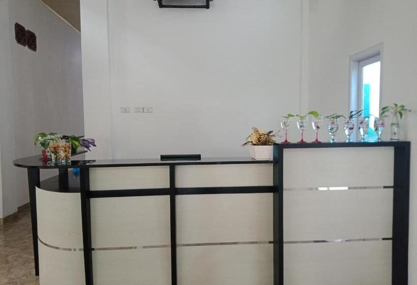 בית מלון כפרי Oyo 90585 Saka Ganta Guest House