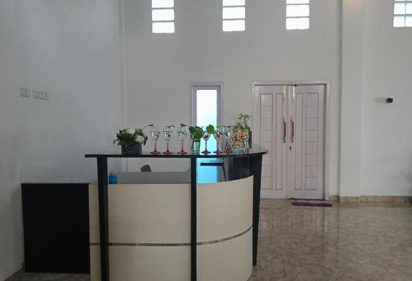 בית מלון כפרי Oyo 90585 Saka Ganta Guest House