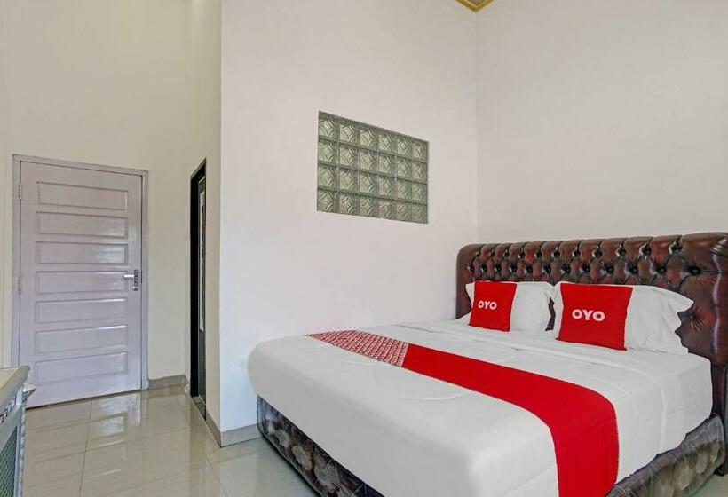 בית מלון כפרי Oyo 90585 Saka Ganta Guest House